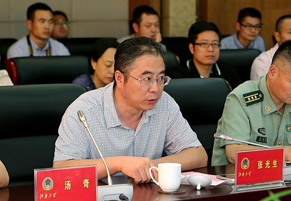 oety歐億舉行2014年新兵入伍歡送大會(huì )
