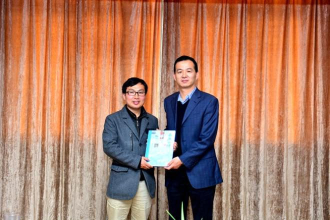 全國道德模范、感動(dòng)中國人物洪戰輝應邀與江南學(xué)子共話(huà)信仰、責任與成長(cháng)